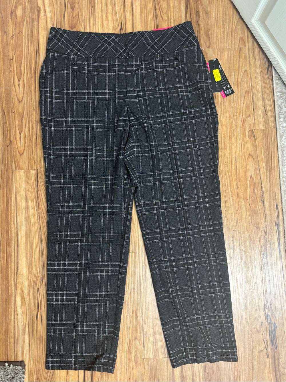 Investments Black Plaid Ankle Pants